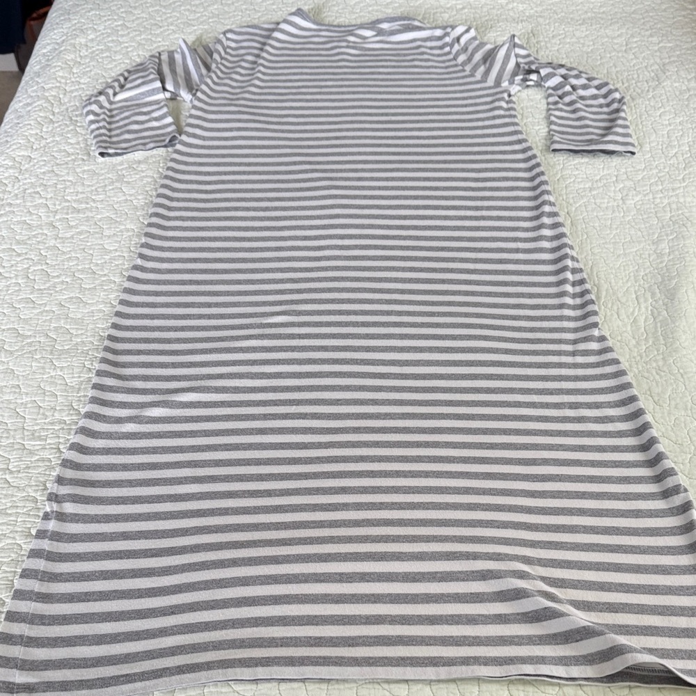 Katju Tasaraita
Nightgown EUC M - Picture 10 of 10